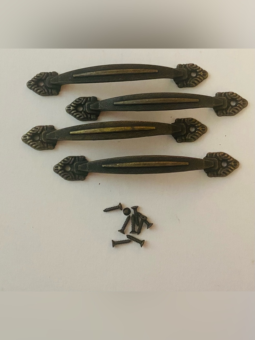 Antique-Style Oil Rubbed Bronze Cabinet Pulls - Set of 4